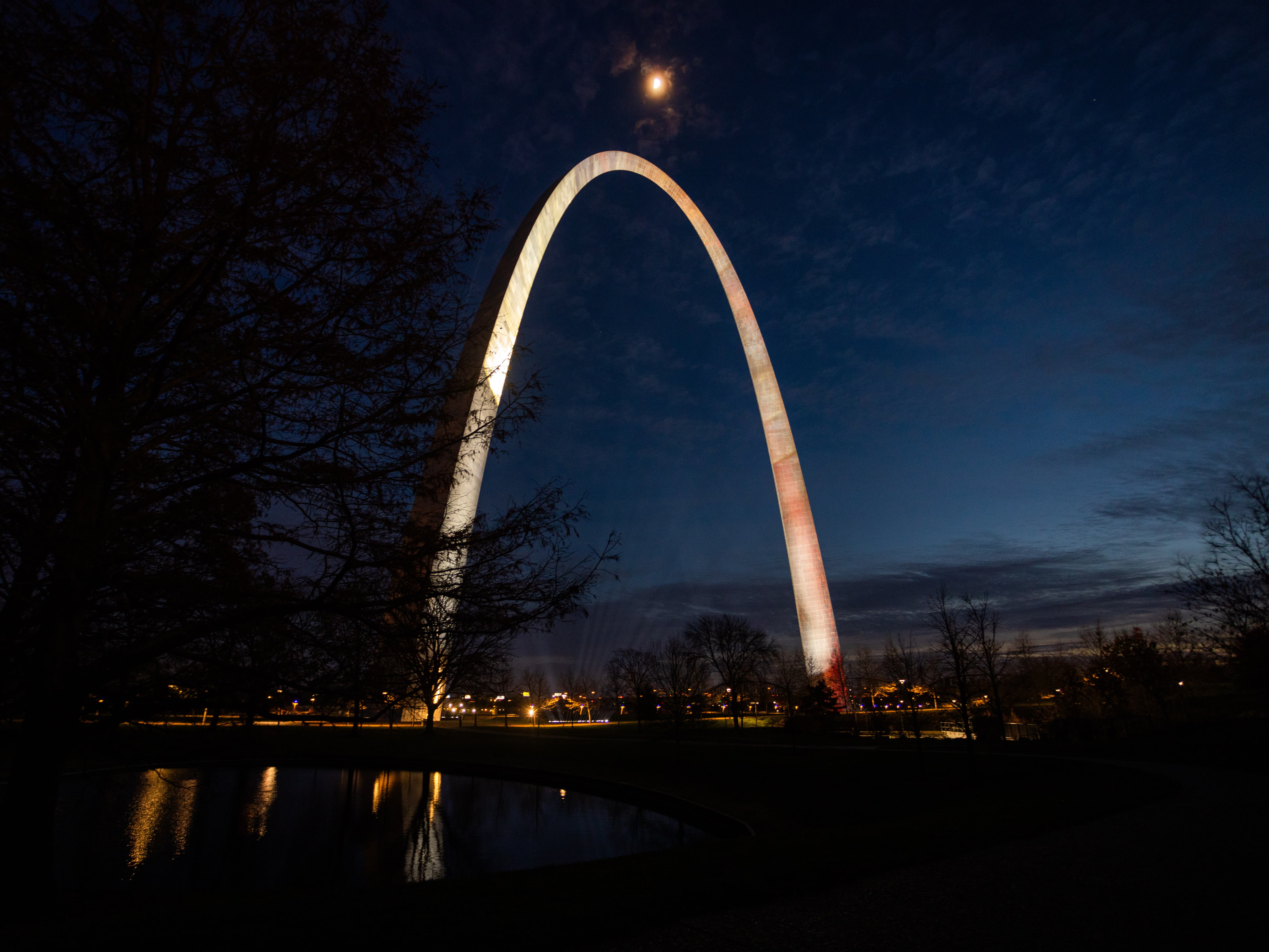 2023 — Gateway Arch lighting